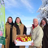 Apfel im Schnee